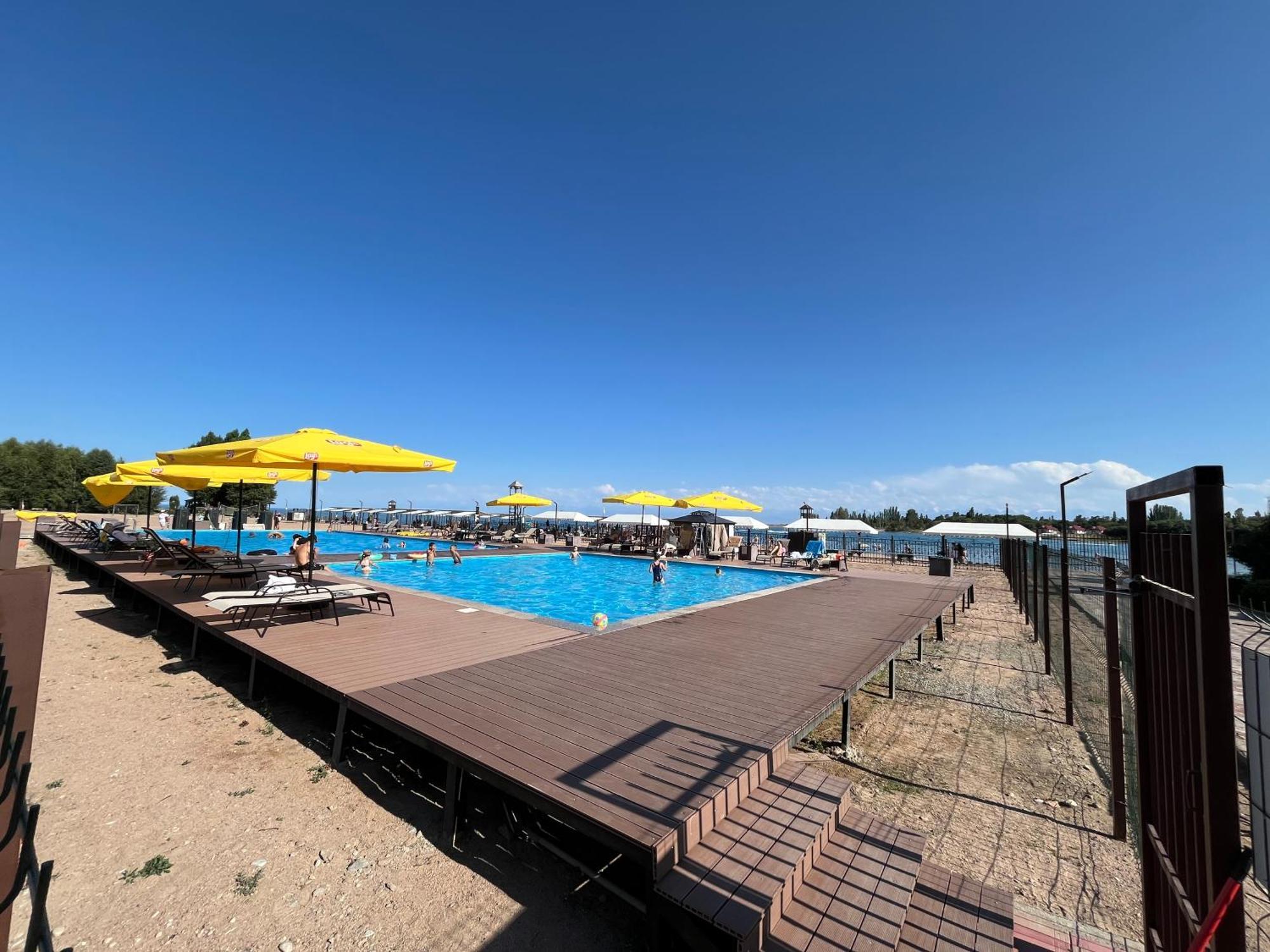 Deluxe Royal Beach Chok-Tal Zewnętrze zdjęcie